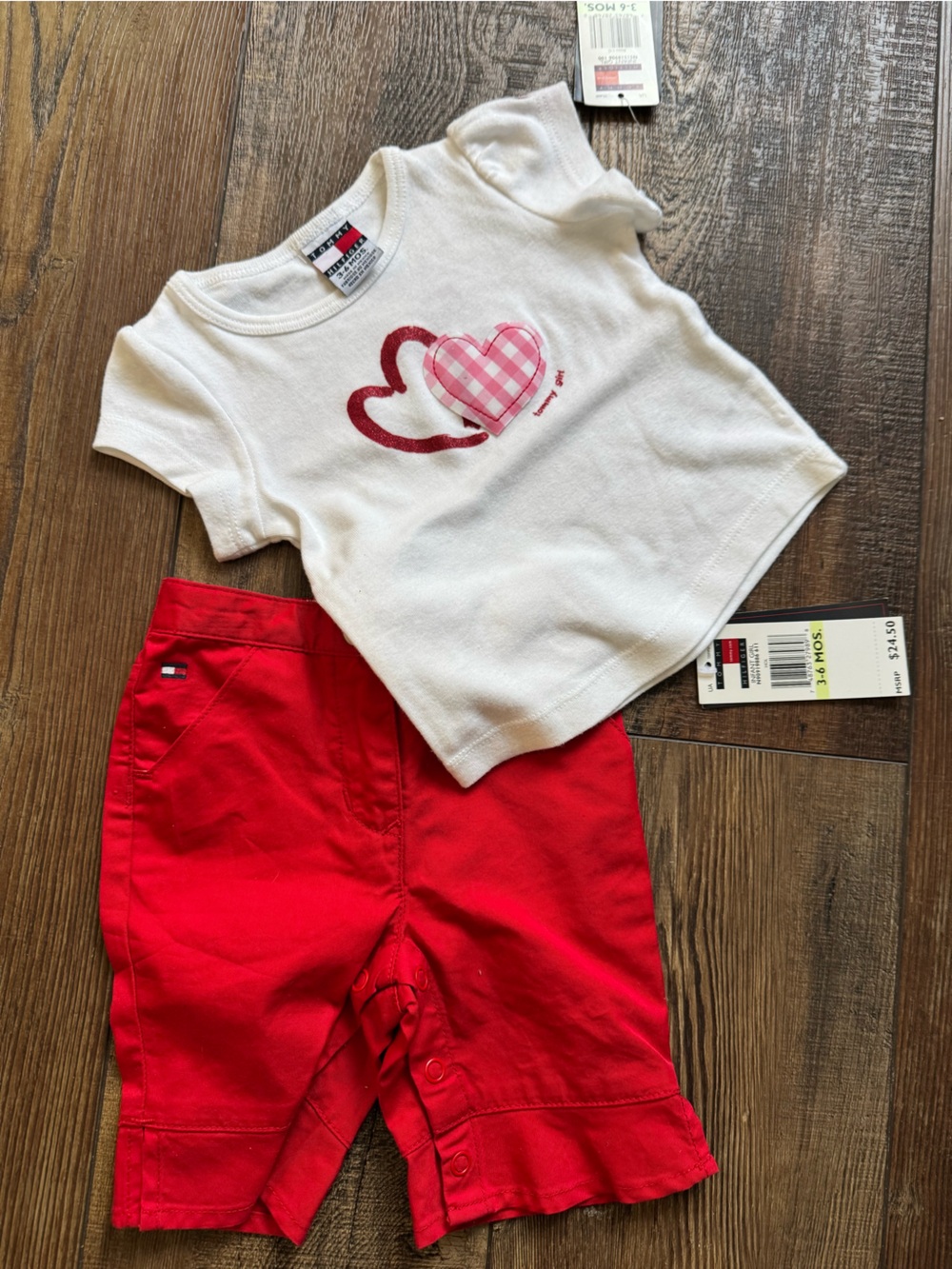 NWT Tommy Hilfiger White Heart Tee & Red Shorts Set Size 3-6 months